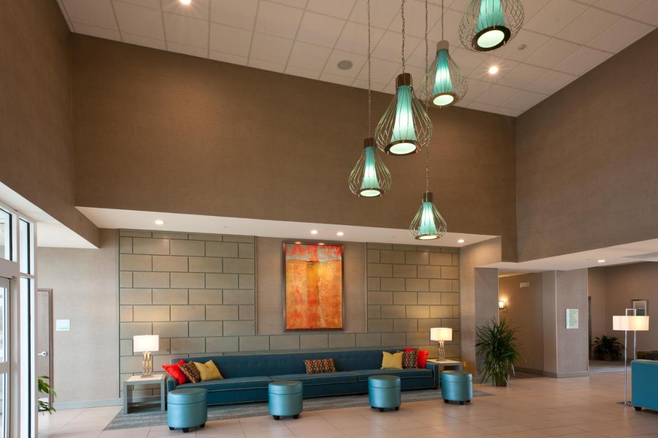Holiday Inn Guin By Ihg Twin Ngoại thất bức ảnh