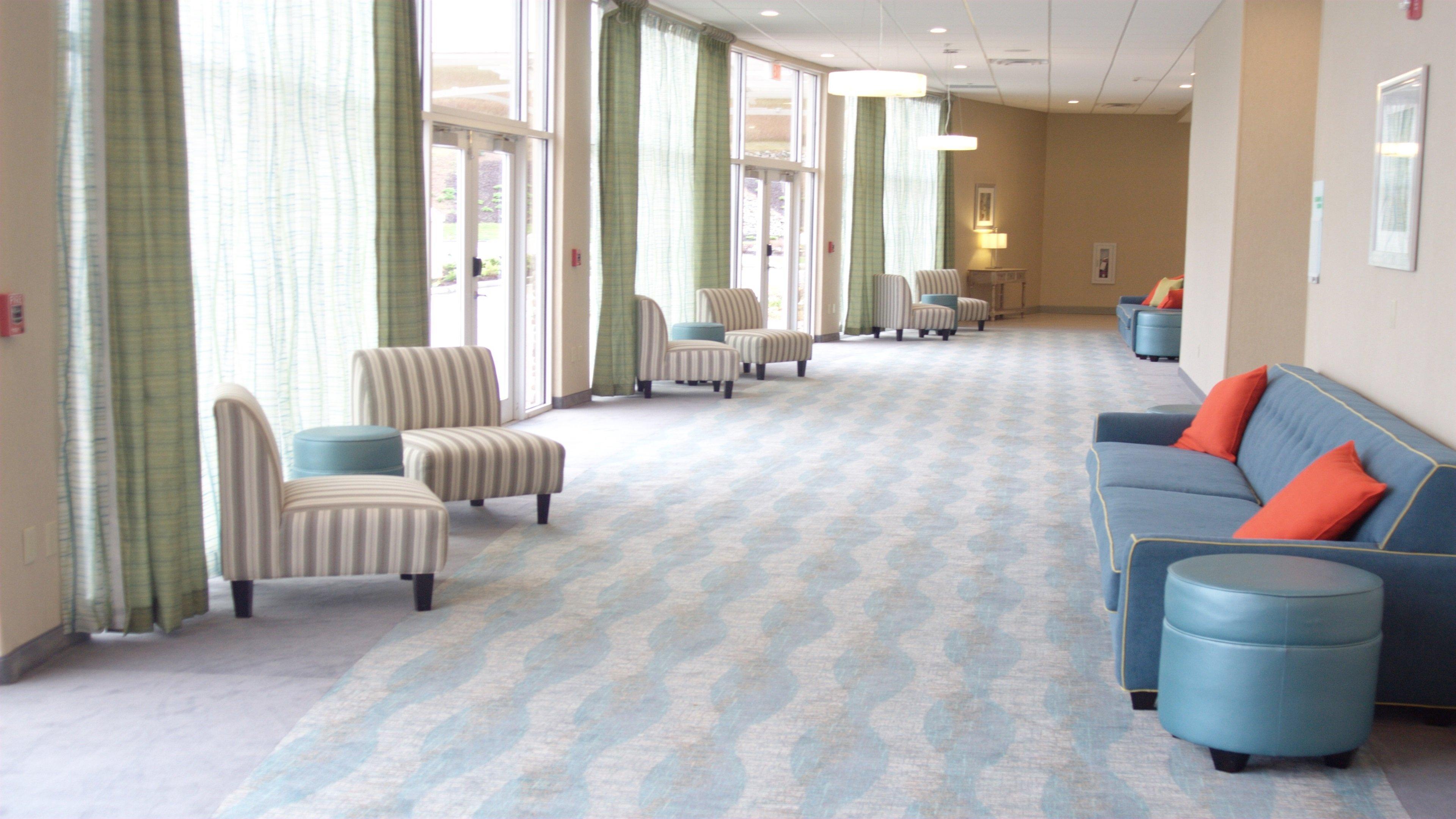 Holiday Inn Guin By Ihg Twin Ngoại thất bức ảnh