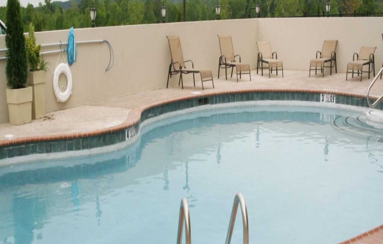 Holiday Inn Guin By Ihg Twin Ngoại thất bức ảnh